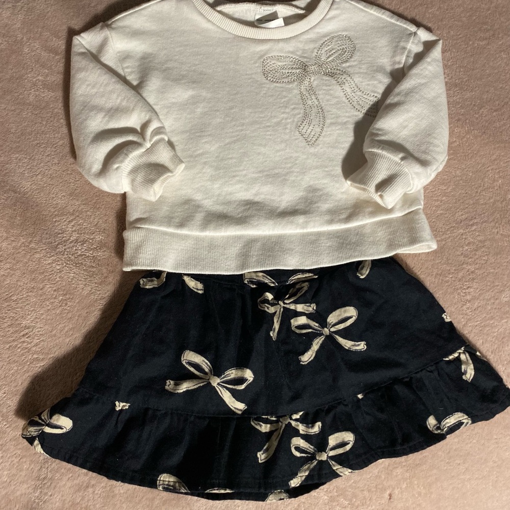 Carter's Black and Cream Bow Skirt Set